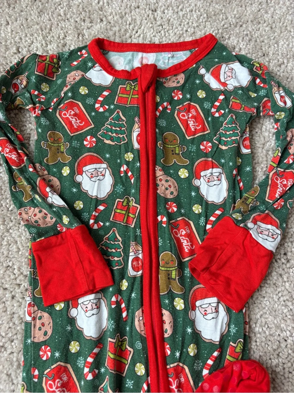 Kiki + Lulu cozy holiday